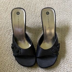 90s 2000s Y2K black square toe heels